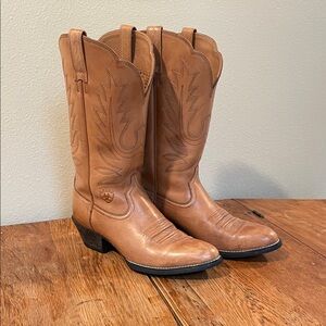 Ariat Heritage Western Boots – Women’s Size 6 – Leather – Classic Stitching